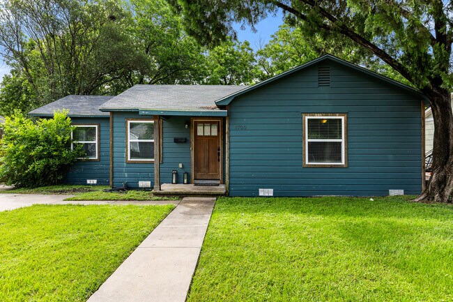 Building Photo - 3700 Charlton Ave