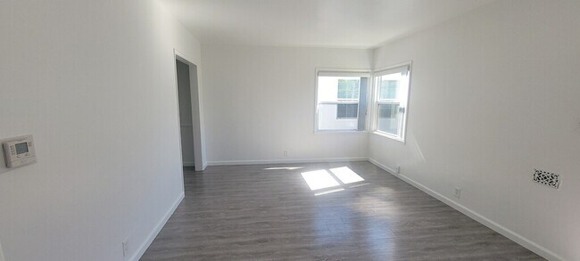 Foto del edificio - 432 N Glenwood Pl