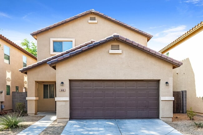 Building Photo - 10225 W Camelback Rd