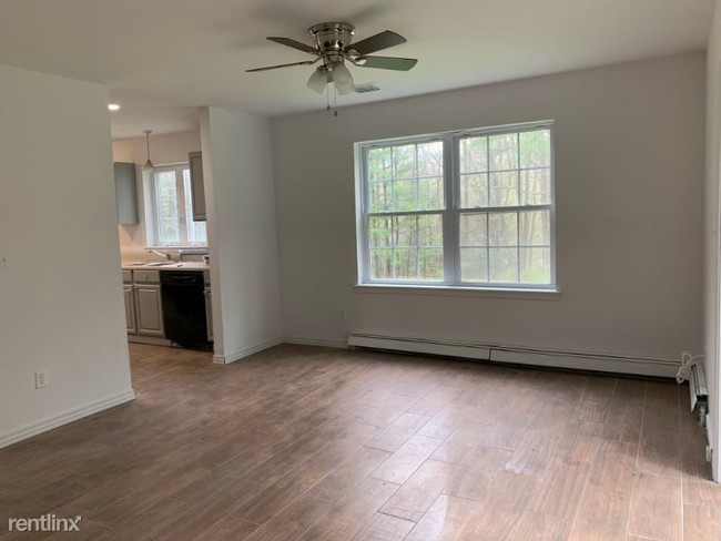 Building Photo - 739 NY-42