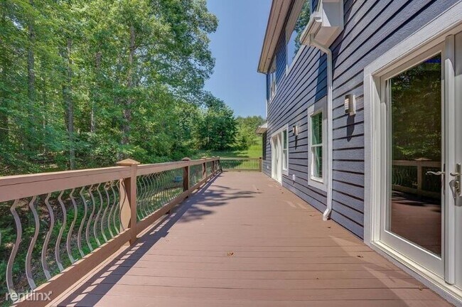 Building Photo - 4 br, 3.5 bath House - 50 Shelter Cove Drive
