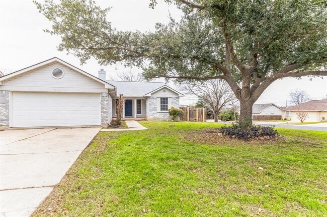 Building Photo - 313 Caladium Dr