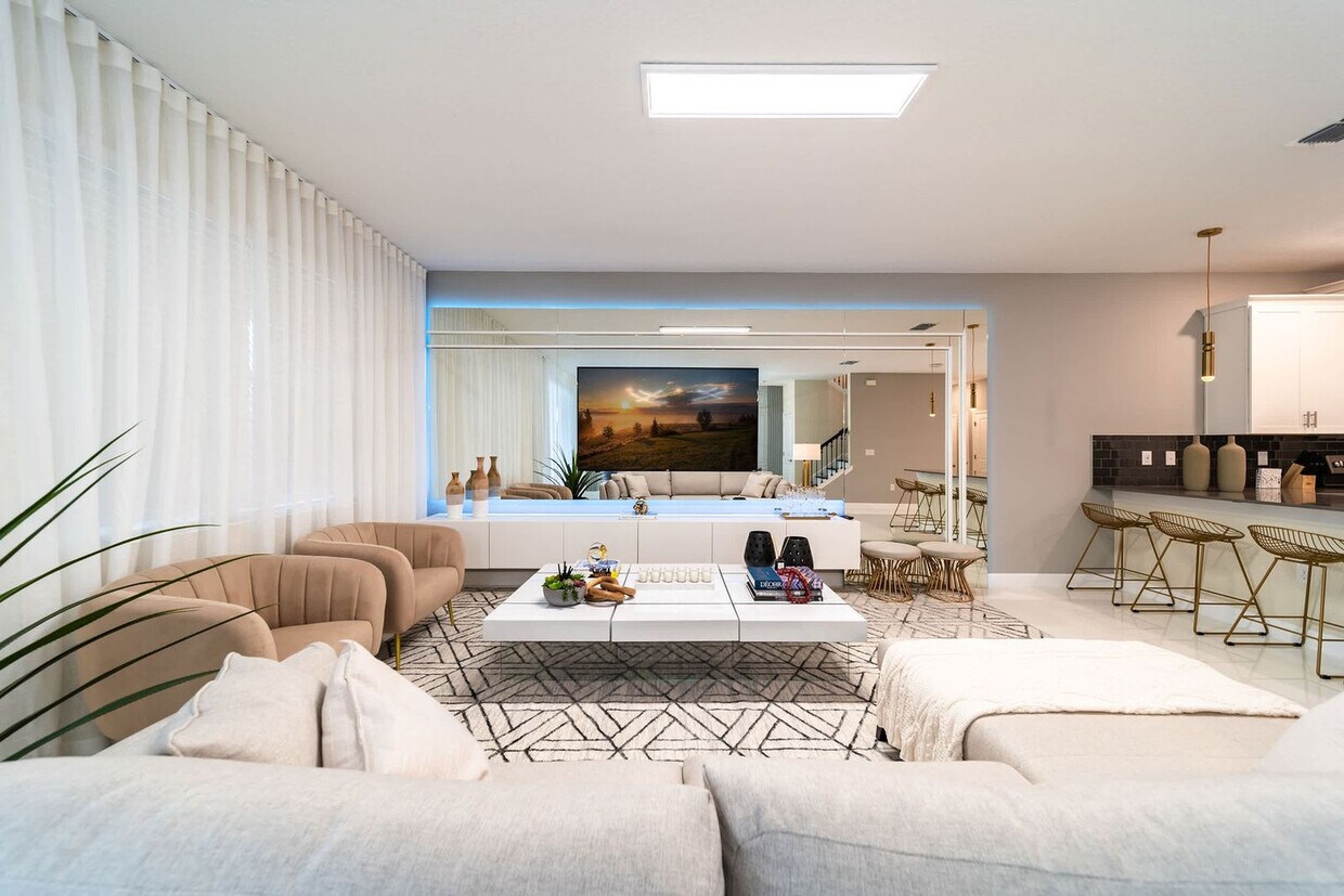 Primary Photo - 2869 Bookmark Dr