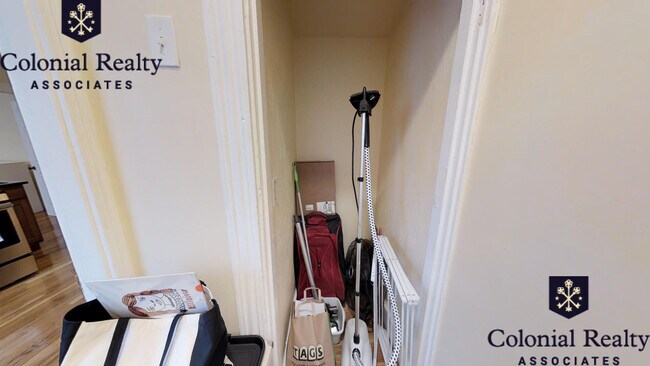 Building Photo - 3 Blake St