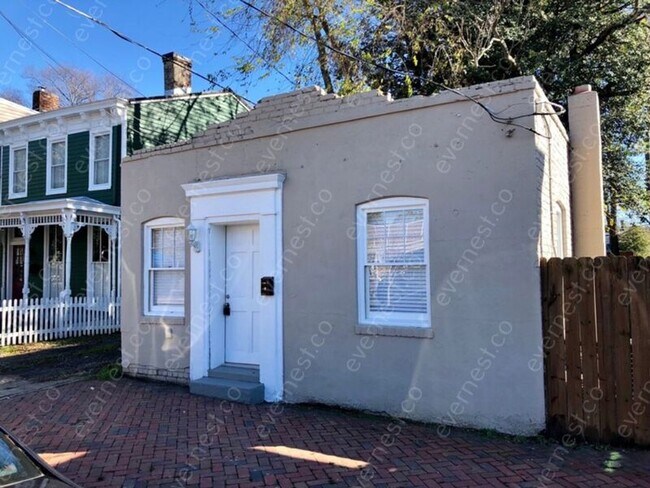 3100 E Marshall St Unit C photo'