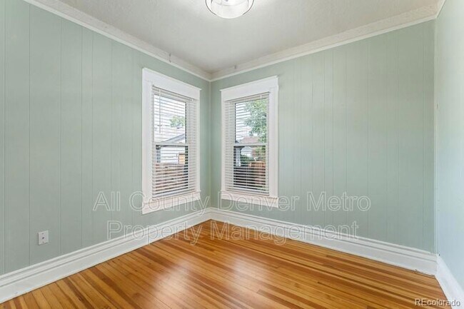 Foto del edificio - 1351 Garfield St