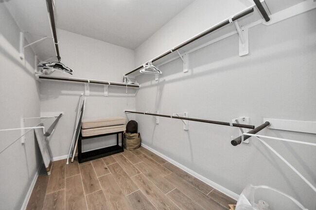 Foto del edificio - 24319 Wild Bramble Ln