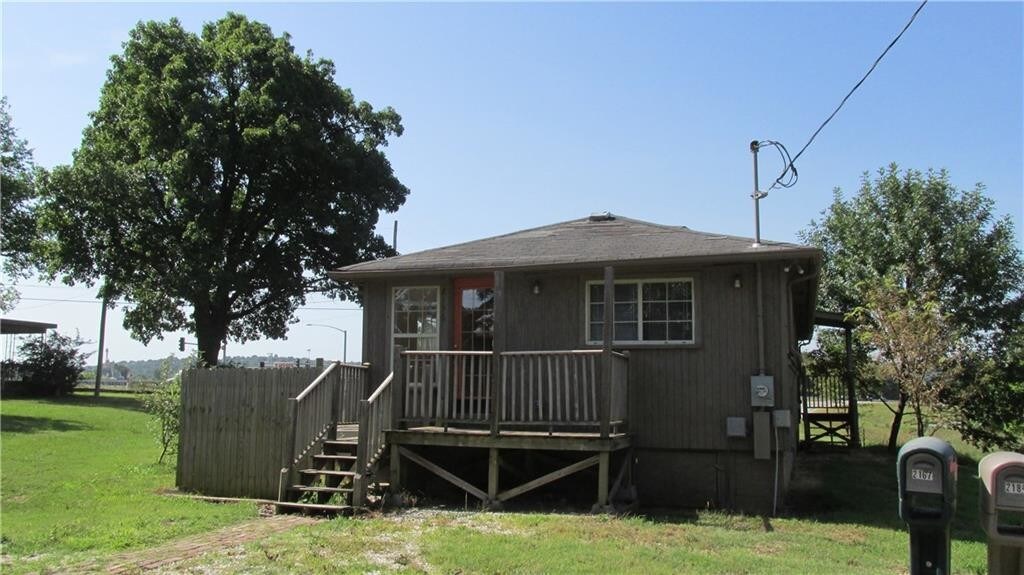 Building Photo - 2156 N Shiloh Dr