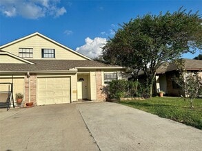 Building Photo - 5144 Beaverhill Dr