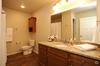 BIRCH CROSSING APARTMENTS photo'