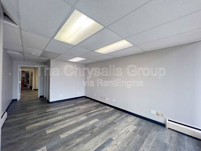 Foto del edificio - 145 E Walnut St