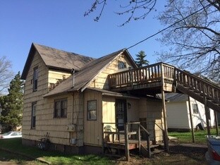 Building Photo - 1327 Hudson St