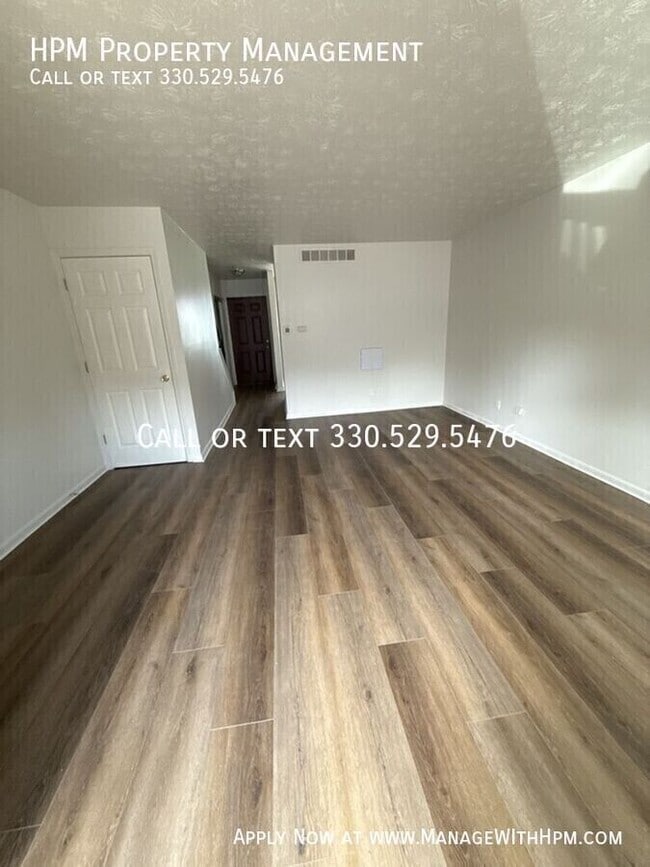 Foto del edificio - 143 W Overdale Dr