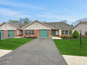 Building Photo - 463 Scioto Villa Ln