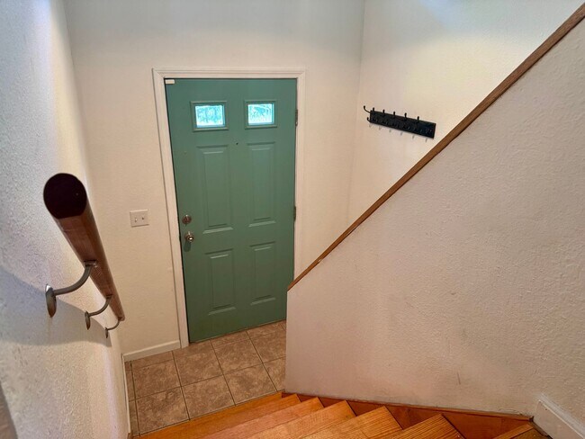 Foto del edificio - For Rent in St. Robert, MO – Spacious 4 Bed / 3 Bath Home