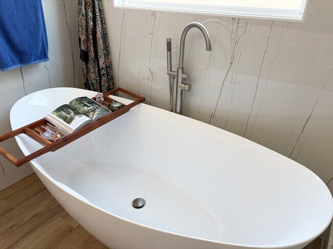 Foto del edificio - 8369 Snowdrop Wy