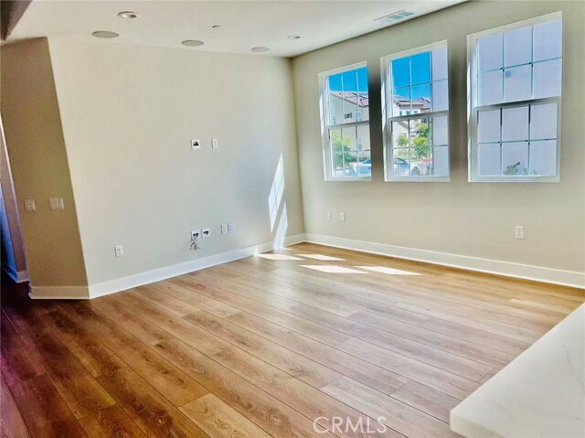 Foto del edificio - 639 McFadden St