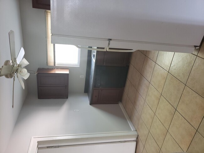 Foto del edificio - 758 W Huron St