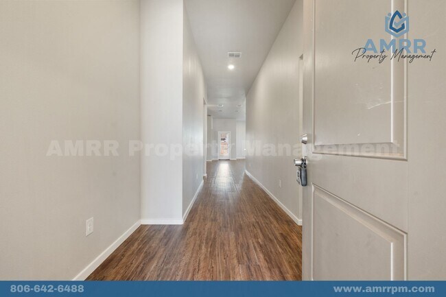 Foto del edificio - 4 Bedroom Home In Frenship ISD