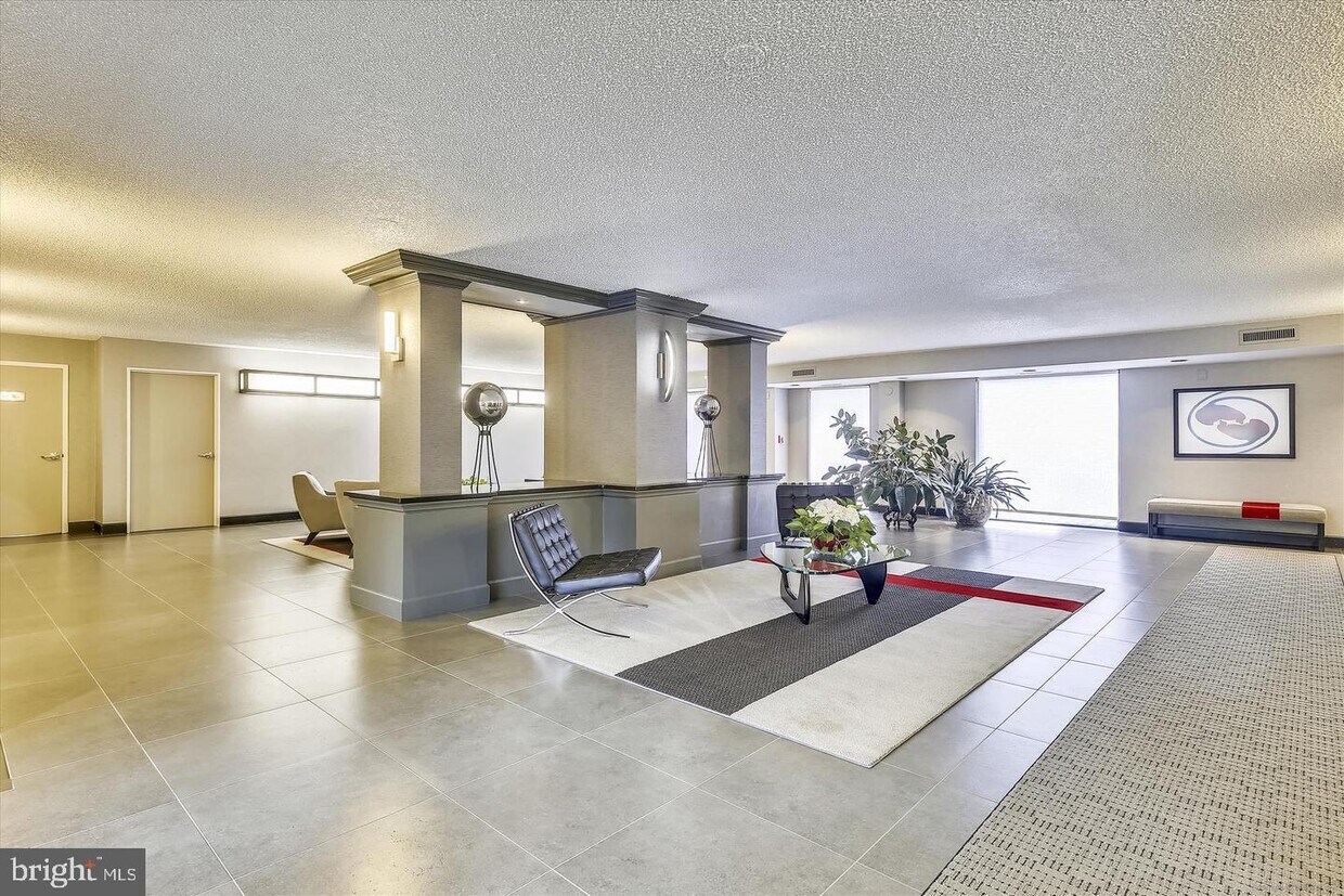 200 N Pickett St Unit 1411, Alexandria, VA 22304 Room for Rent in