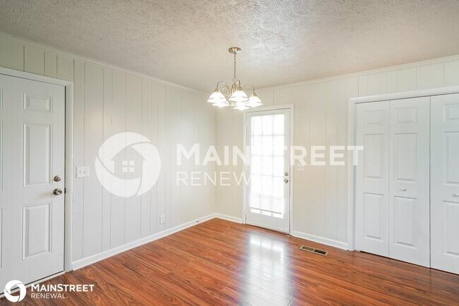 Foto del edificio - 136 Hillside Dr, Hendersonville, TN 37075