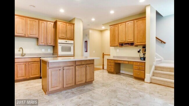 Building Photo - 6818 Witton Cir