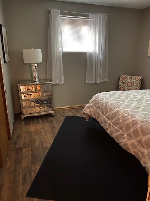 Bedroom, View 2 - 4921 Chicago St