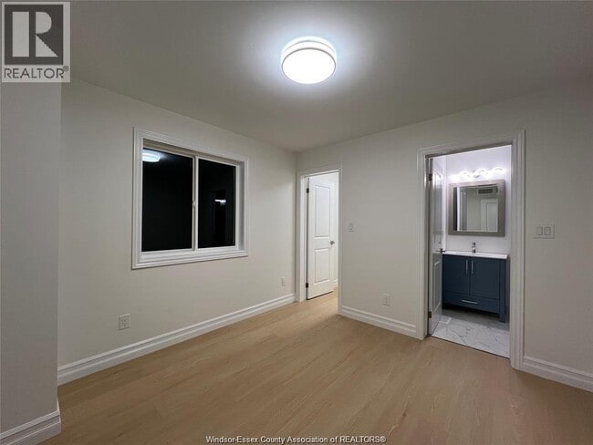 Building Photo - 348 Campbell Ave