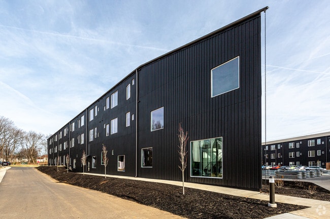 Building Photo - Muse Bowling Green