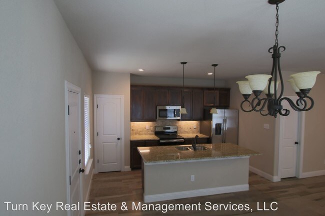 Building Photo - 8005 Bangor Dr