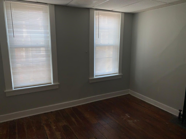 524 Manor St Unit Apt 2, Lancaster, Pa 17603 - Room For Rent In 