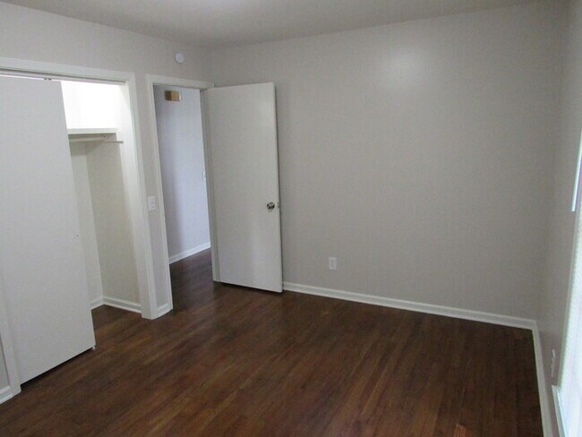 Foto del edificio - 8806 Orchard St