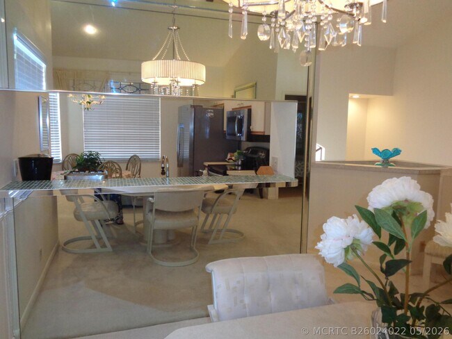 Foto del edificio - 7657 Lexington Club Blvd