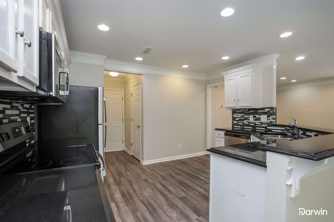 Foto del edificio - 4732 Tommans Trail