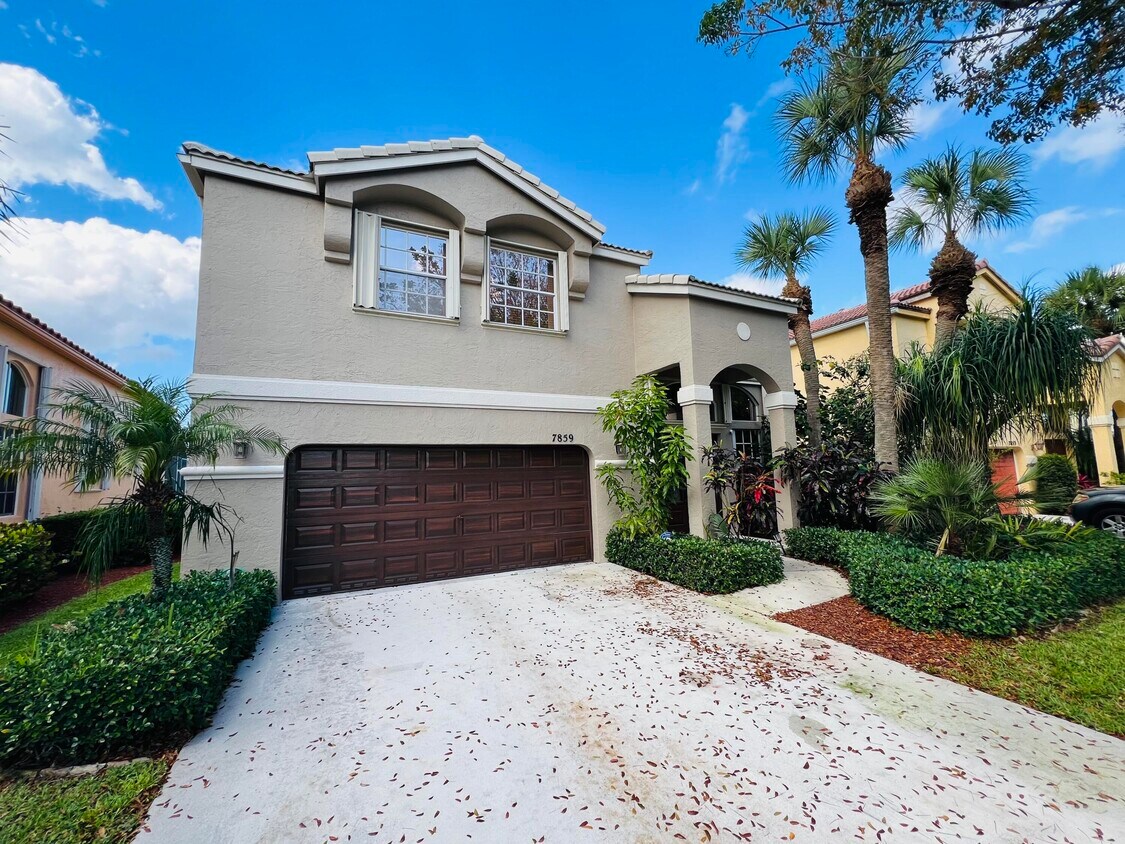 Foto principal - 7859 Springvale Dr