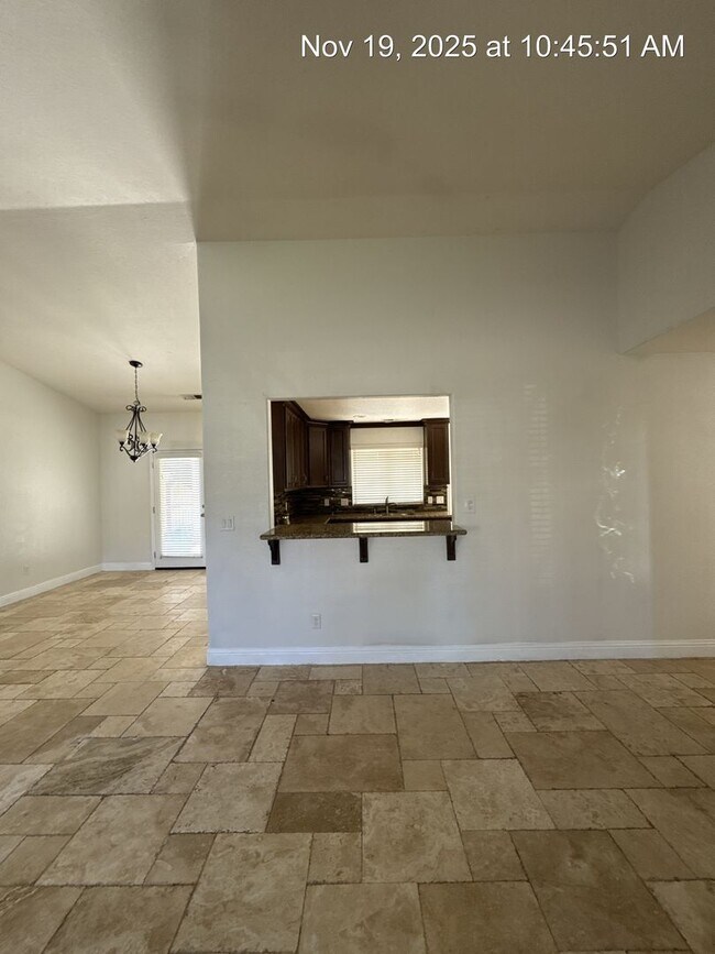 Foto del edificio - Coming soon! 3 Bedroom Home in North West Visalia!