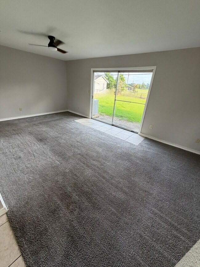 Foto del edificio - 3/4 Bedroom, 1.5 Bathroom Home for Rent!