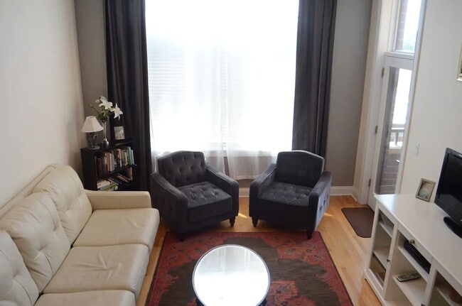 Penthouse condo quality 2 bedroom with sou... - Penthouse condo quality 2 bedroom with sou...