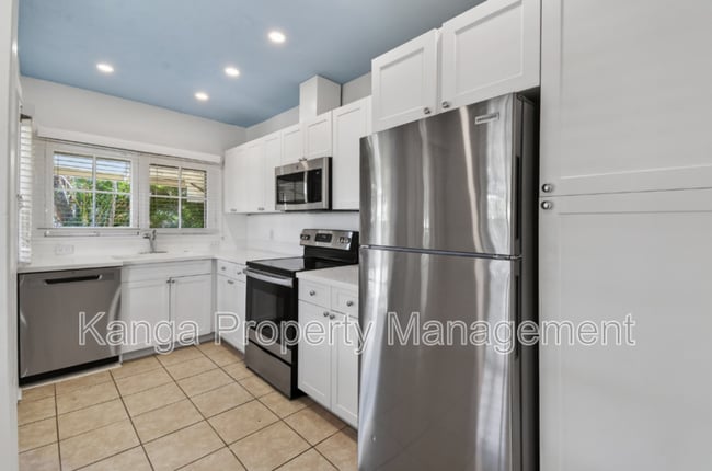 Photo - 208 S K St Apartment