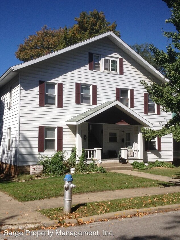 2 br, 1 bath Room For Rent 624 S Fess Av... Apartment for Rent in