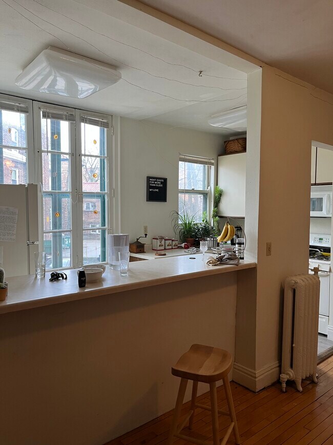 Foto del edificio - 612 Howard Plz