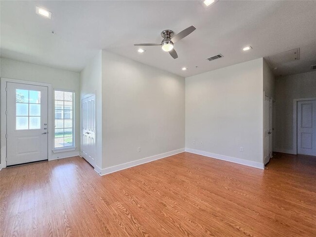 Building Photo - 2400 Louis Henna Blvd