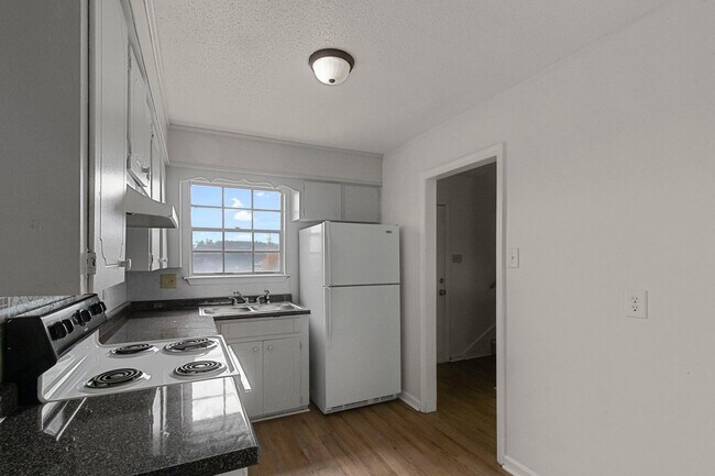 Building Photo - North Little Rock 10 plex