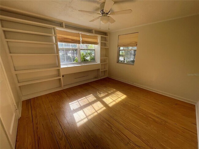 Foto del edificio - 2626 58th St S