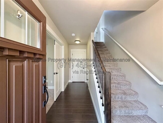 Building Photo - 14353 SW Burlwood Ln