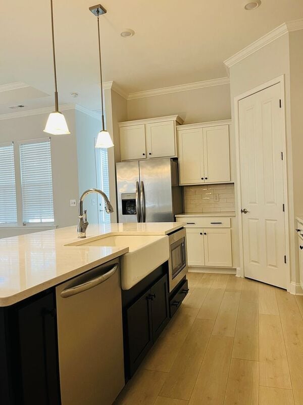 Building Photo - 725 Goswell Dr