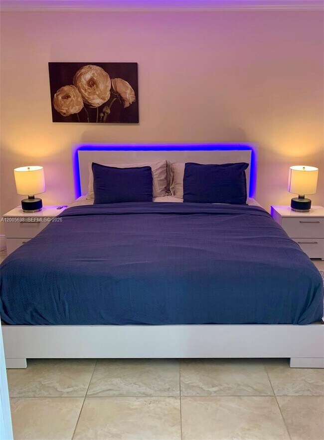 Foto del edificio - 3725 S Ocean Dr