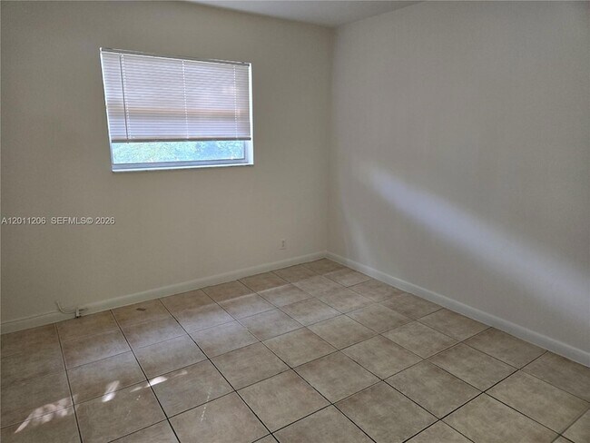 Building Photo - 8704 NW 35th St