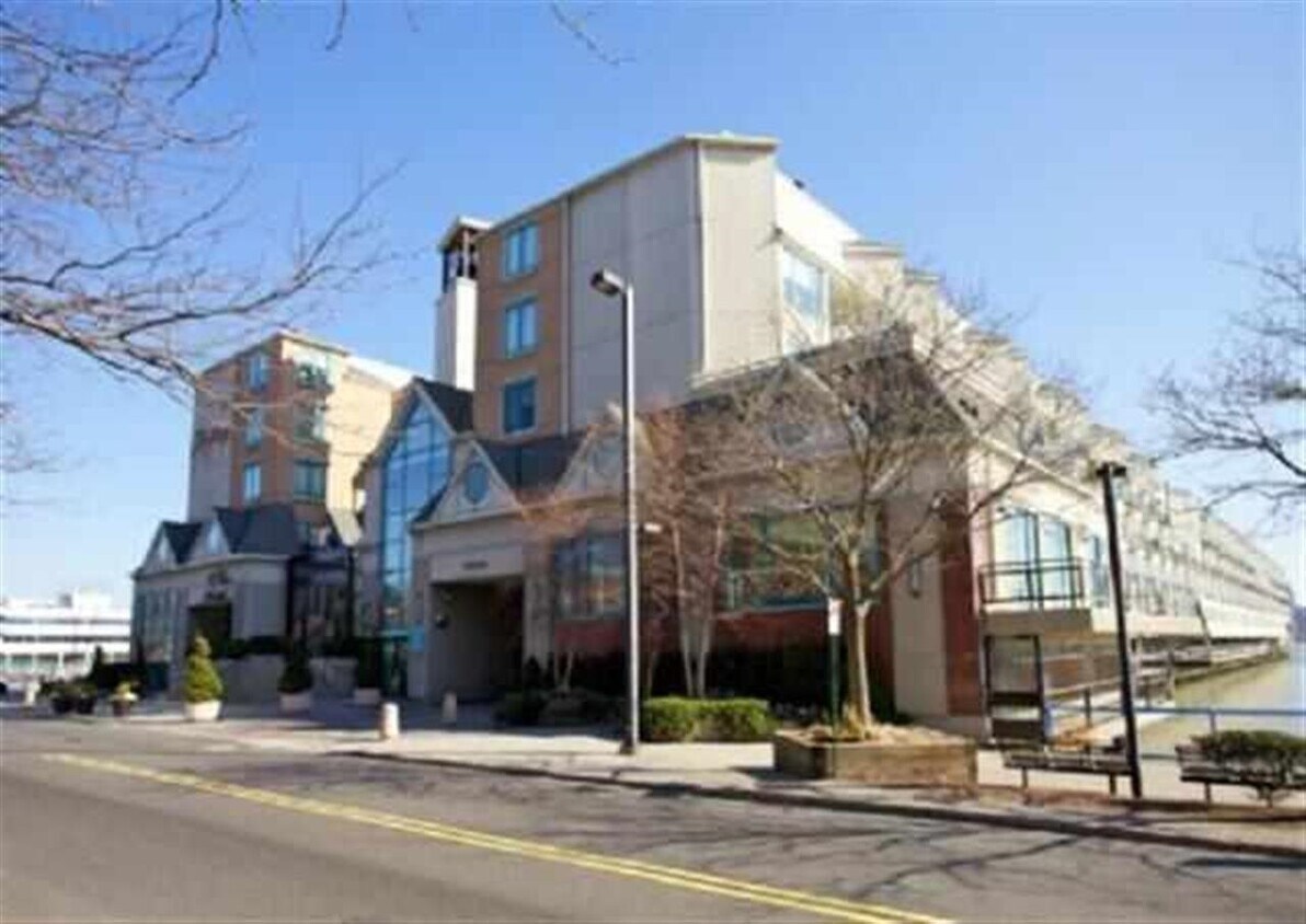 600 Harbor Blvd Unit 777, Weehawken, NJ 07086 Condo for Rent in