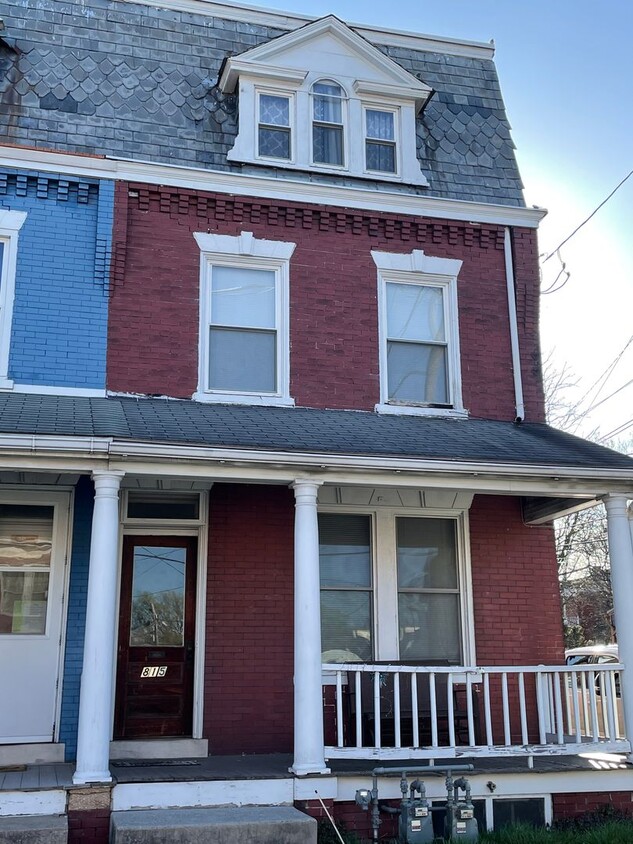 Primary Photo - 815 N Shippen St